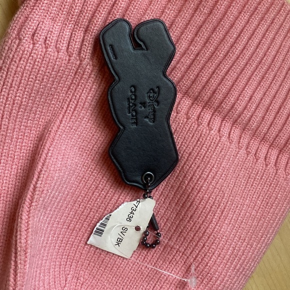 Disney X Coach Doc Bag Charm Snow White Dwarf Keychain FOB Collectible Hangtag - Picture 4 of 5